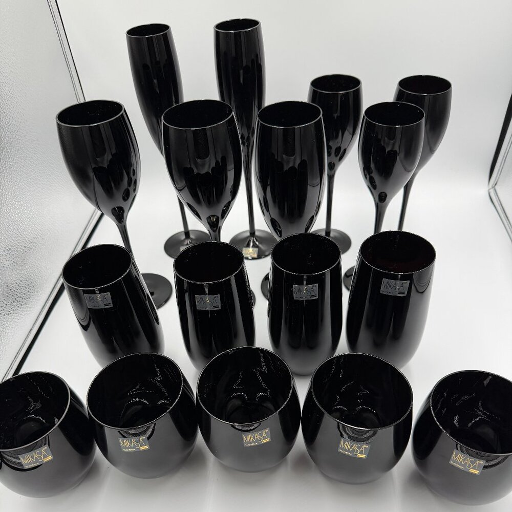 Vtg. Mikasa Elite Black Amethyst Lead Crystal Asst. Stemware-NEW Pristine set/17